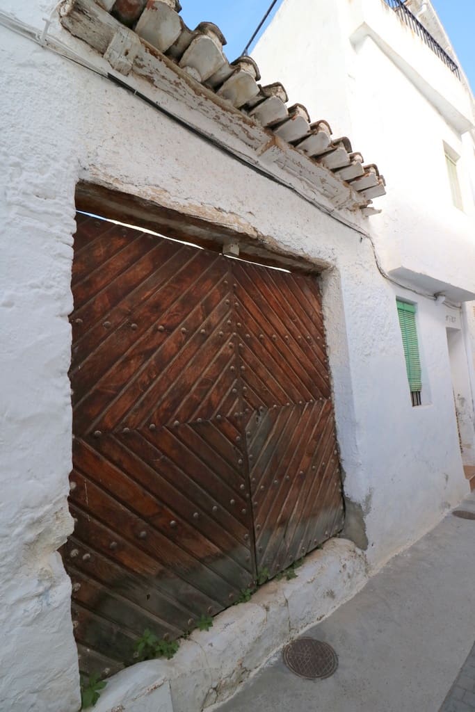 4 soveværelse Byhus til salg i Albunuelas - € 42.000 (Ref: 8855430)