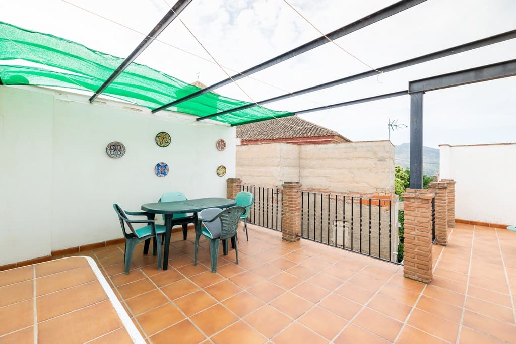 3 soveværelse Byhus til salg i Lecrin med swimmingpool - € 165.000 (Ref: 9093314)