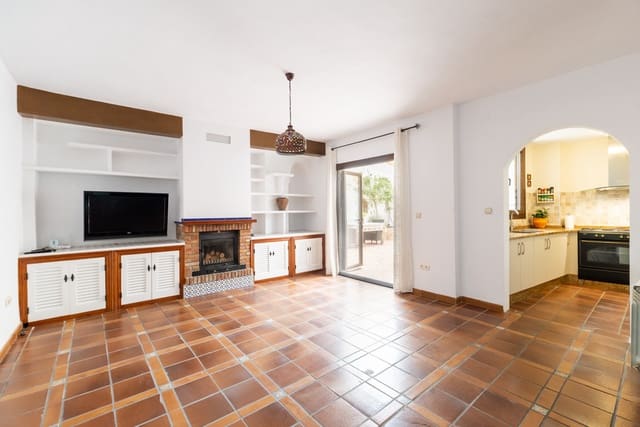 Casa de 3 habitaciones en Nigüelas en venta - 210.000 € (Ref: 9101233)