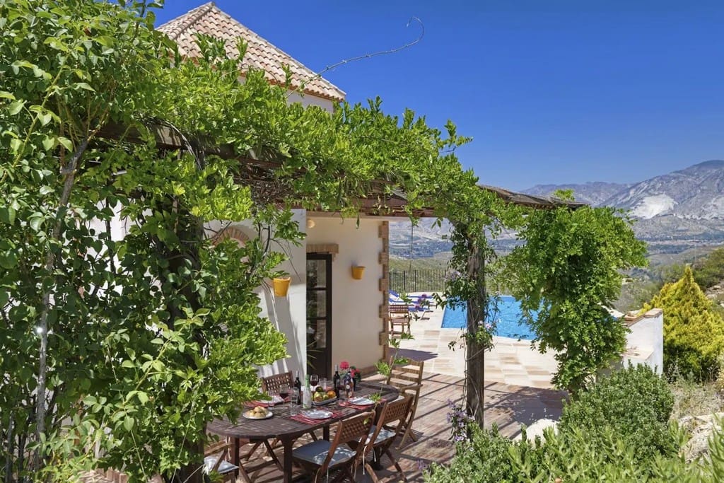 3 soveværelse Finca/Landehus til salg i Villamena med swimmingpool garage - € 495.000 (Ref: 9113582)