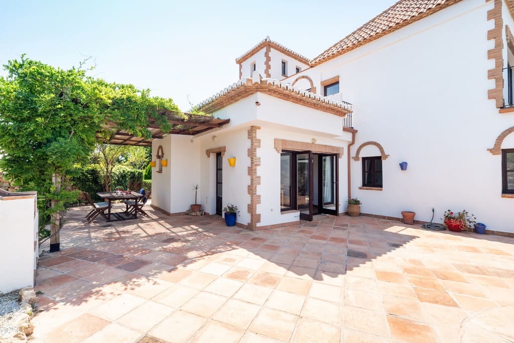 3 soveværelse Finca/Landehus til salg i Villamena med swimmingpool garage - € 495.000 (Ref: 9113582)