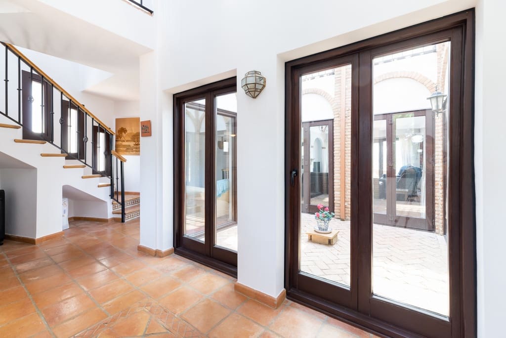 3 soveværelse Finca/Landehus til salg i Villamena med swimmingpool garage - € 495.000 (Ref: 9113582)