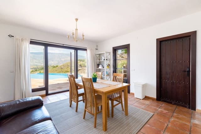 3 soverom Finca/Herregård til salgs i Villamena med svømmebasseng garasje - € 495 000 (Ref: 9113582)