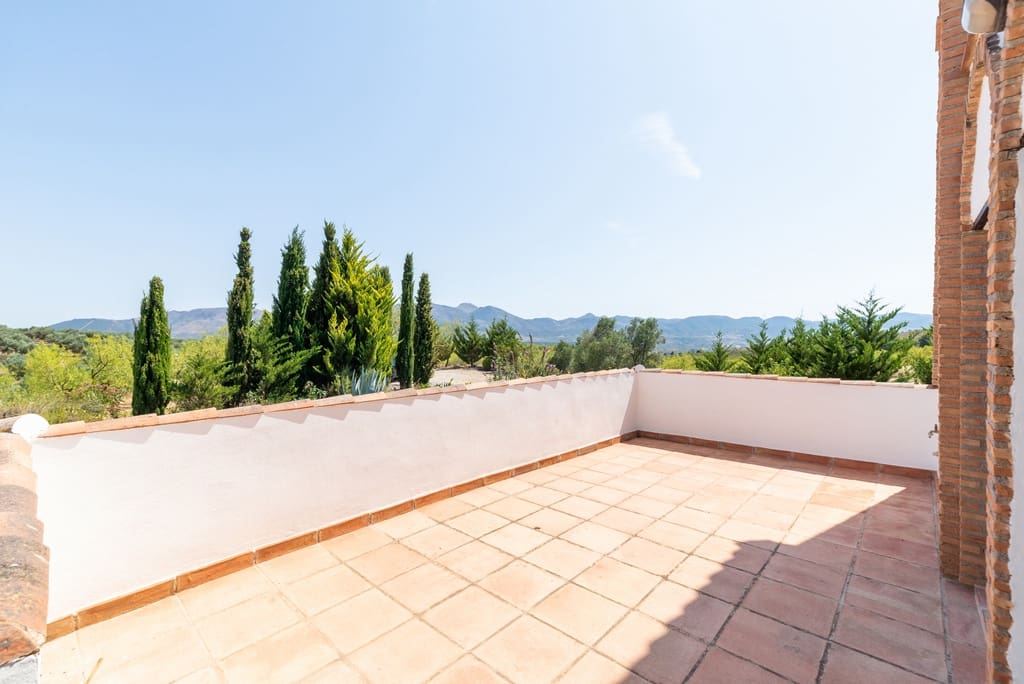 3 soveværelse Finca/Landehus til salg i Villamena med swimmingpool garage - € 495.000 (Ref: 9113582)