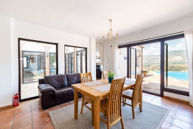 3 soverom Finca/Herregård til salgs i Villamena med svømmebasseng garasje - € 495 000 (Ref: 9113582)