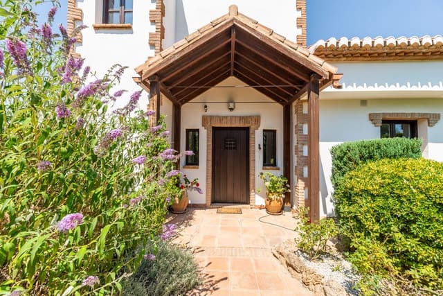 3 soverom Finca/Herregård til salgs i Villamena med svømmebasseng garasje - € 495 000 (Ref: 9113582)