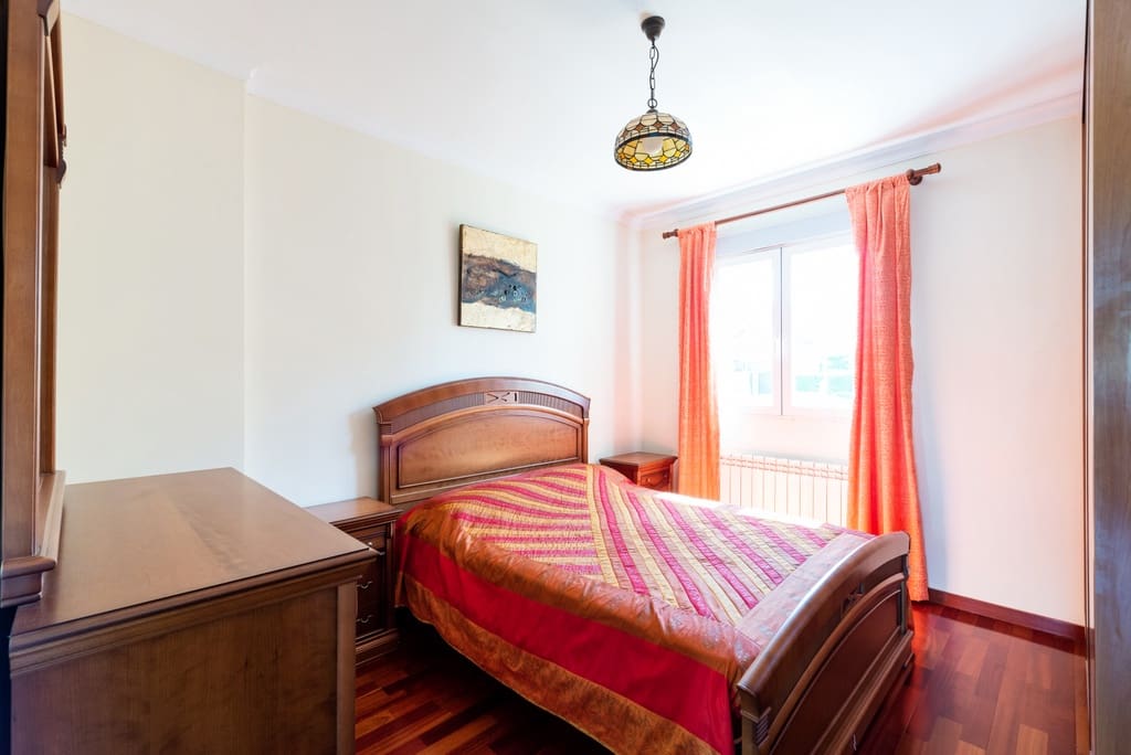 5 soveværelse Villa til salg i Dilar med swimmingpool garage - € 399.000 (Ref: 9141883)