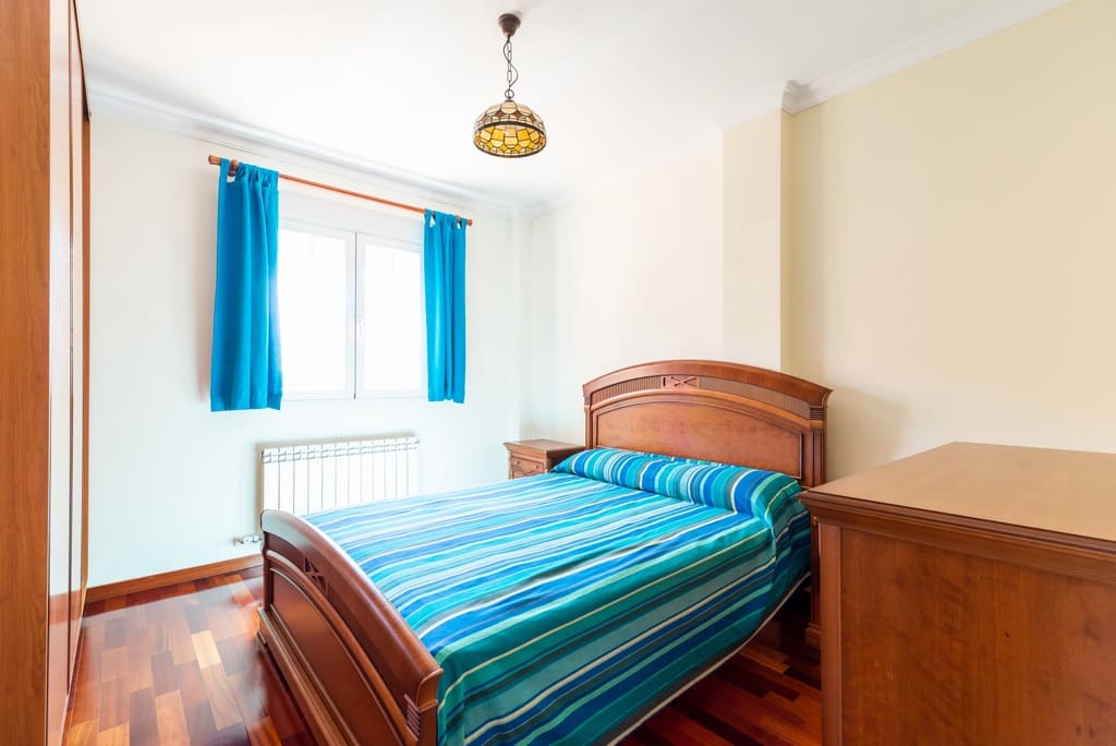 5 soveværelse Villa til salg i Dilar med swimmingpool garage - € 399.000 (Ref: 9141883)