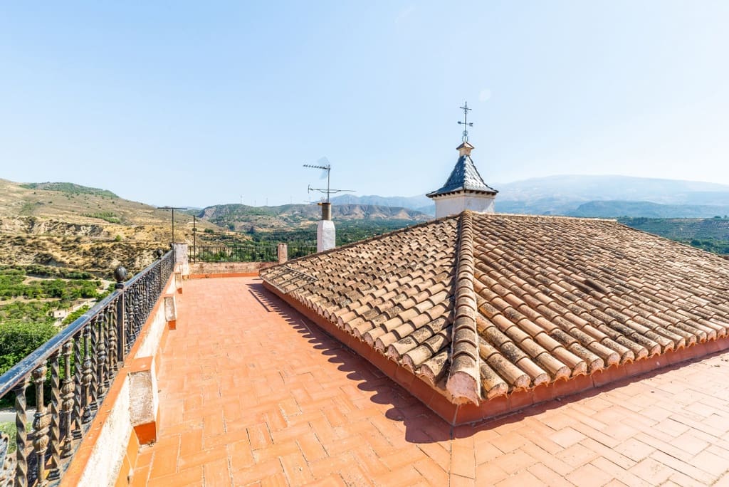 4 soveværelse Byhus til salg i Restabal med garage - € 250.000 (Ref: 9164449)