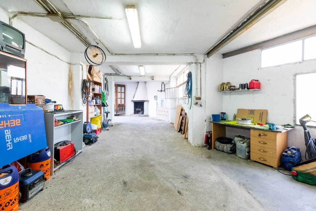 4 soveværelse Byhus til salg i Restabal med garage - € 250.000 (Ref: 9164449)