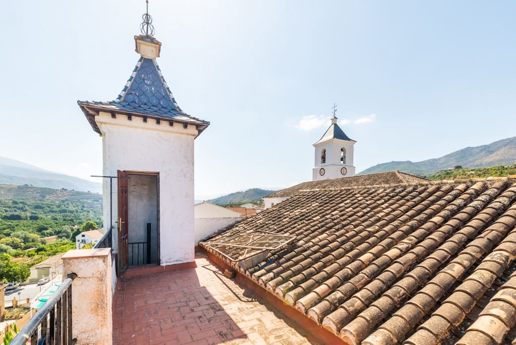 4 soveværelse Byhus til salg i Restabal med garage - € 250.000 (Ref: 9164449)