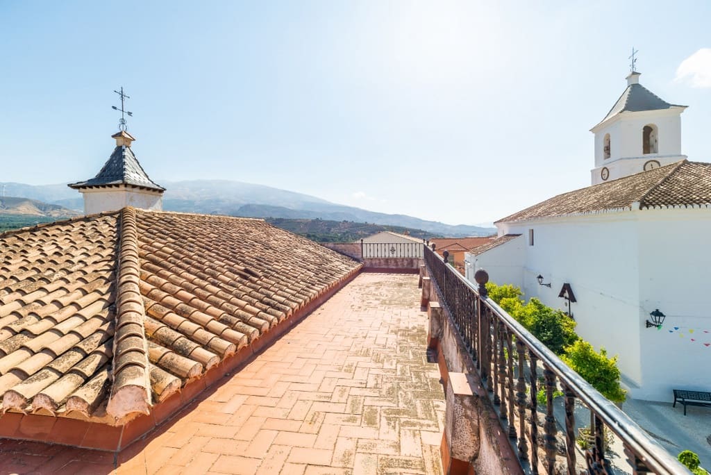 4 soveværelse Byhus til salg i Restabal med garage - € 250.000 (Ref: 9164449)