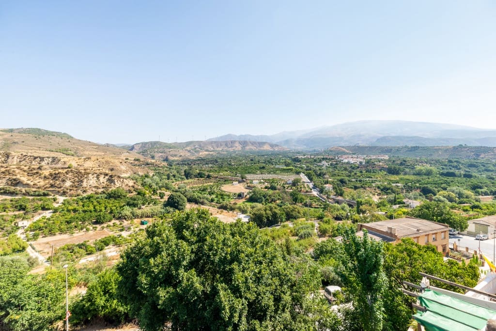 4 soveværelse Byhus til salg i Restabal med garage - € 250.000 (Ref: 9164449)