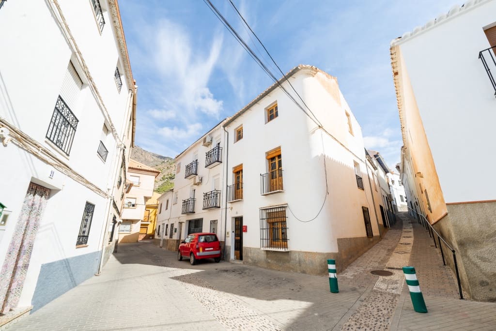 4 soveværelse Byhus til salg i Niguelas - € 180.000 (Ref: 9338559)