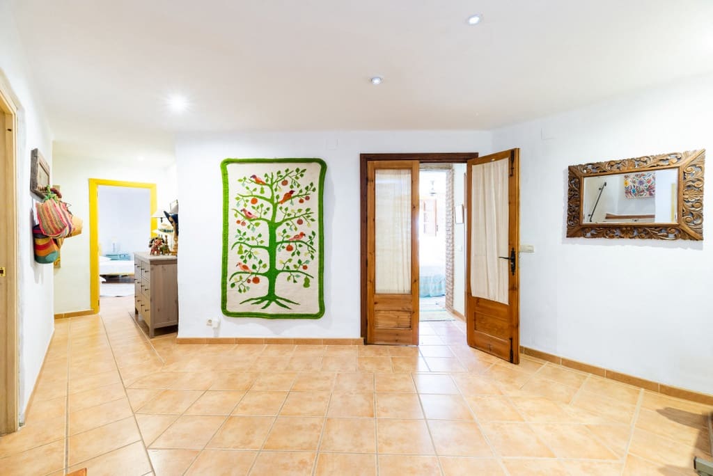 5 slaapkamer Finca/Landhuis te koop in El Pinar met zwembad garage - € 850.000 (Ref: 9360400)