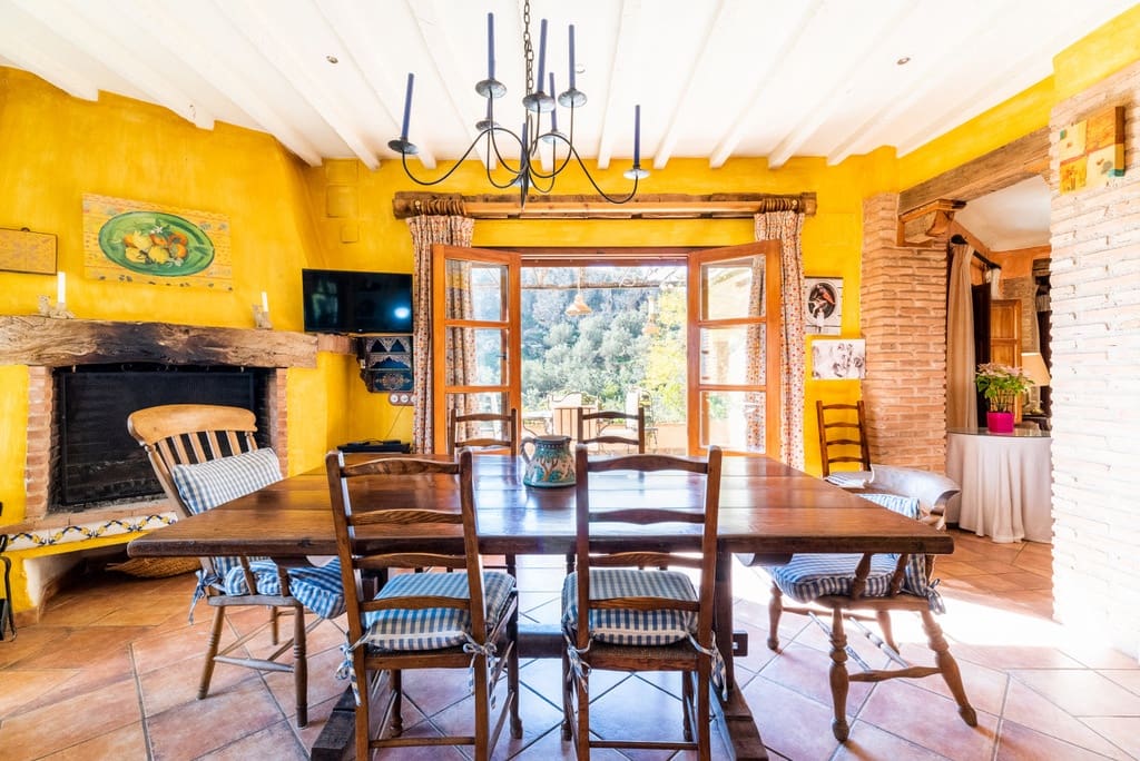 5 slaapkamer Finca/Landhuis te koop in El Pinar met zwembad garage - € 850.000 (Ref: 9360400)