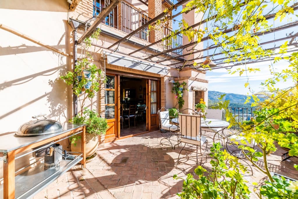 5 slaapkamer Finca/Landhuis te koop in El Pinar met zwembad garage - € 850.000 (Ref: 9360400)