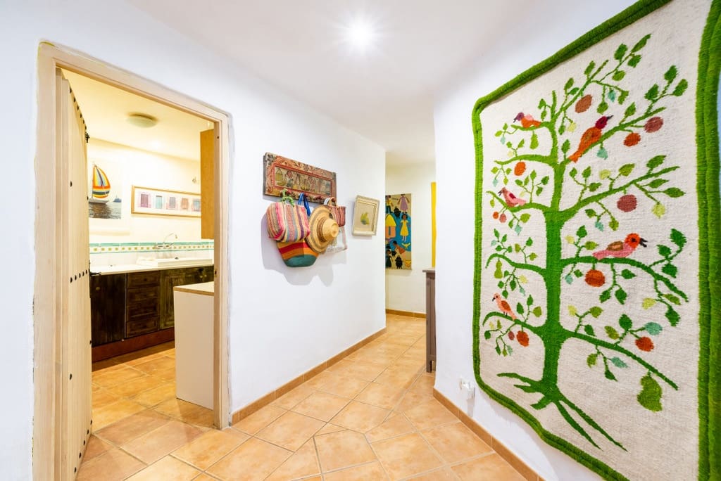 5 slaapkamer Finca/Landhuis te koop in El Pinar met zwembad garage - € 850.000 (Ref: 9360400)