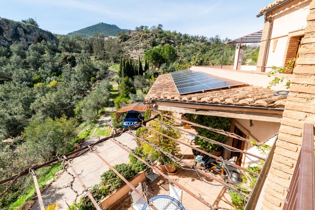 5 slaapkamer Finca/Landhuis te koop in El Pinar met zwembad garage - € 850.000 (Ref: 9360400)