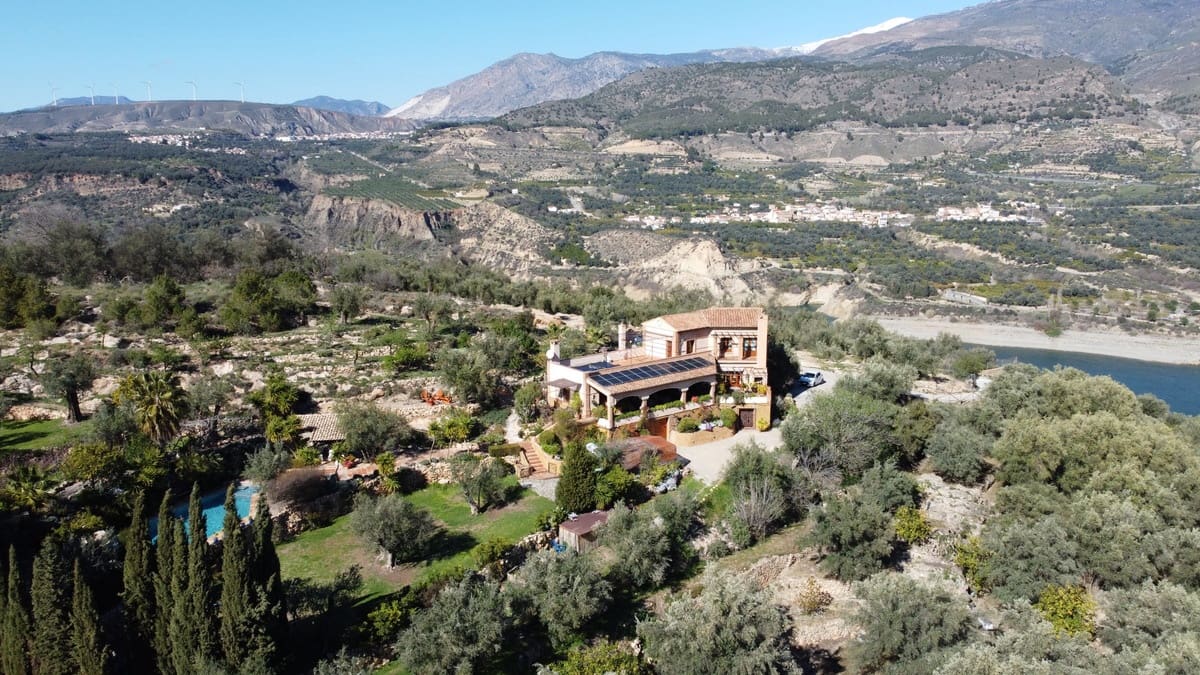 5 slaapkamer Finca/Landhuis te koop in El Pinar met zwembad garage - € 850.000 (Ref: 9360400)