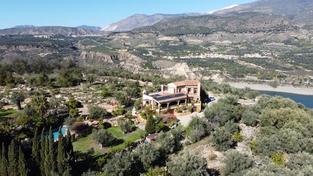 5 slaapkamer Finca/Landhuis te koop in El Pinar met zwembad garage - € 850.000 (Ref: 9360400)