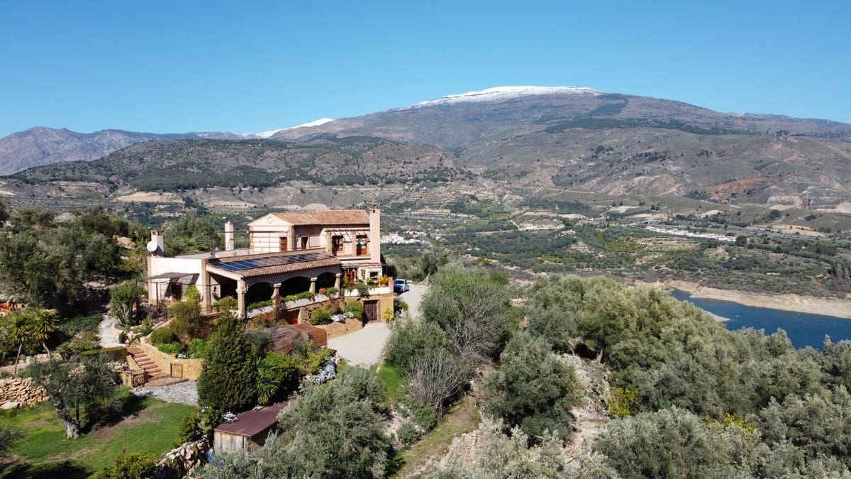 5 slaapkamer Finca/Landhuis te koop in El Pinar met zwembad garage - € 850.000 (Ref: 9360400)