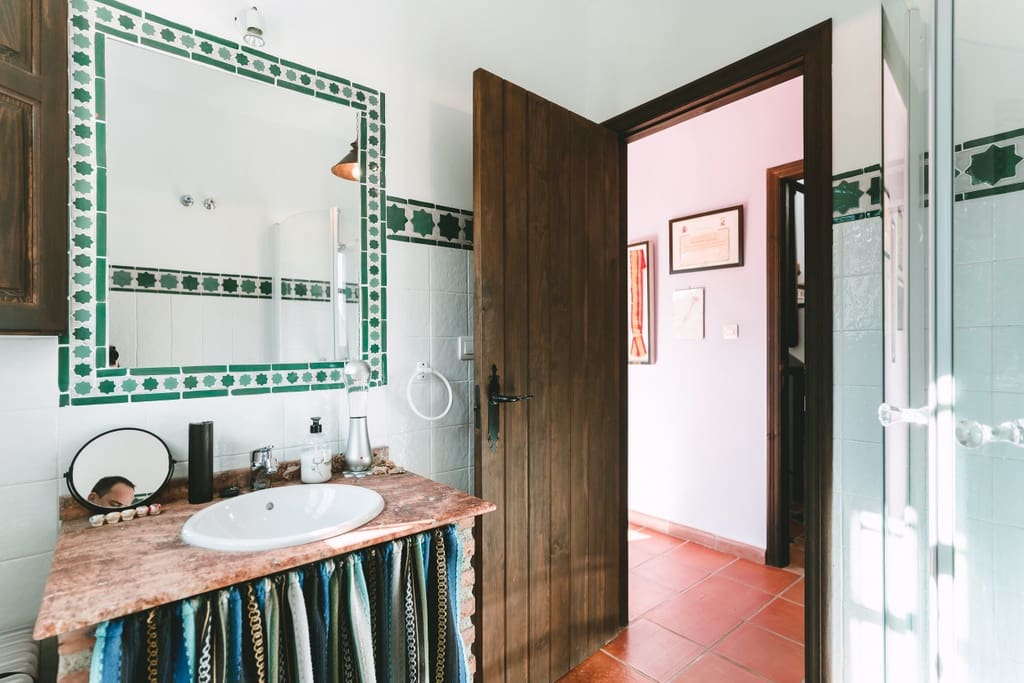 4 bedroom Villa for sale in Niguelas with pool - € 350,000 (Ref: 9414422)