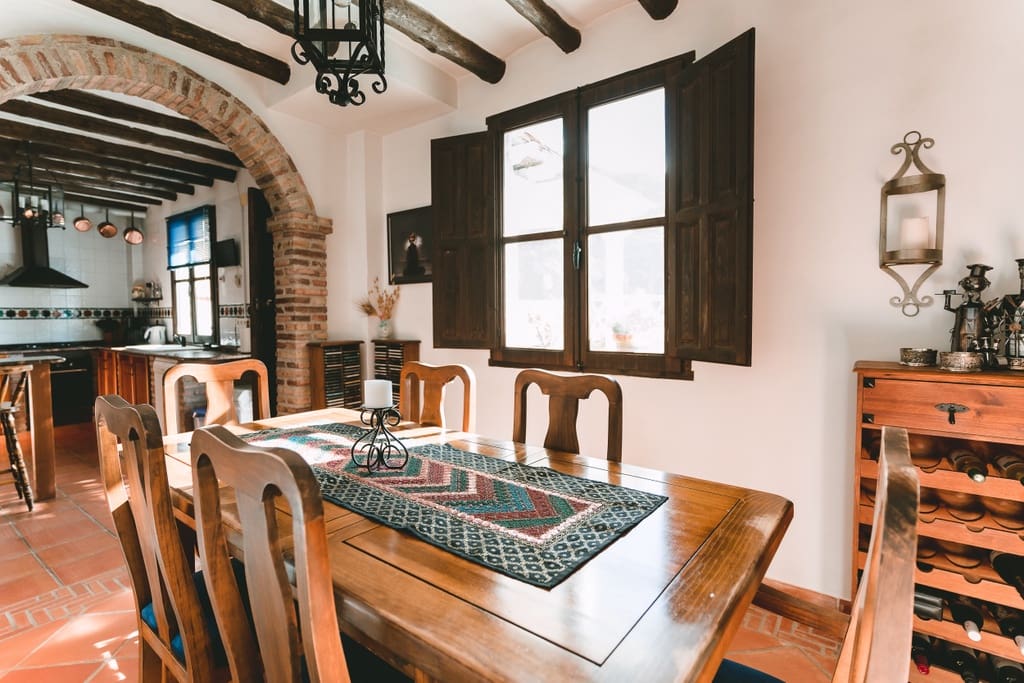 4 bedroom Villa for sale in Niguelas with pool - € 350,000 (Ref: 9414422)