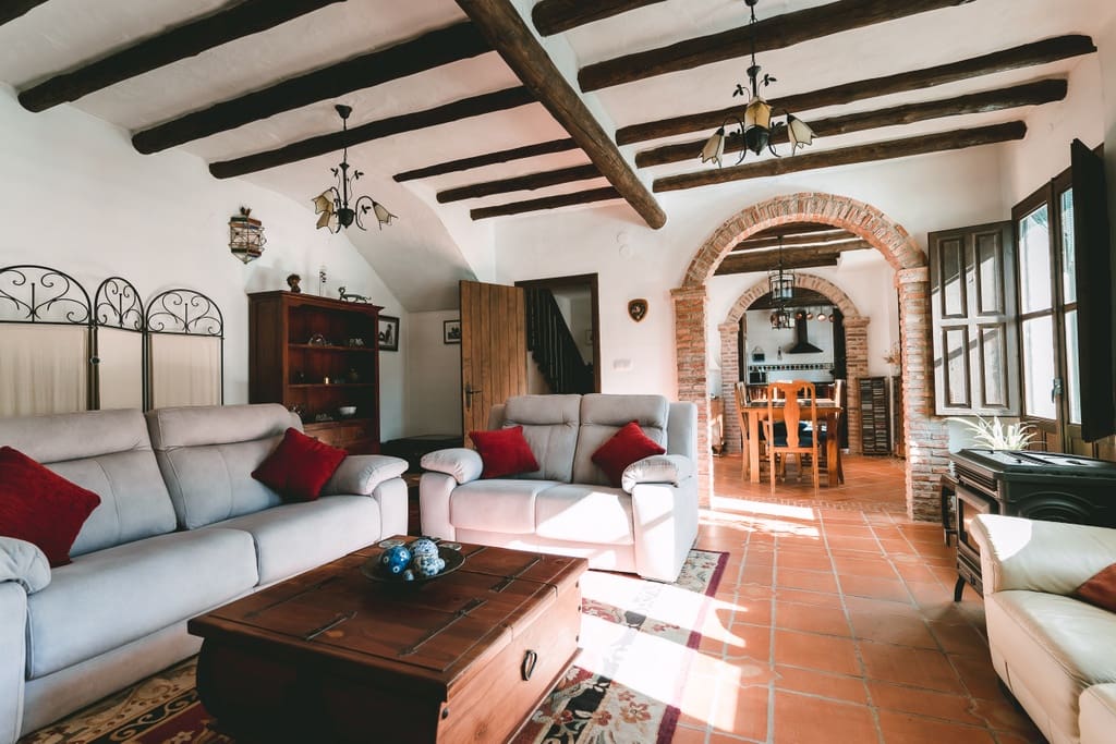 4 bedroom Villa for sale in Niguelas with pool - € 350,000 (Ref: 9414422)