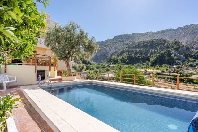 5 soveværelse Villa til salg i Nigüelas med swimmingpool garage - € 465.000 (Ref: 9420662)