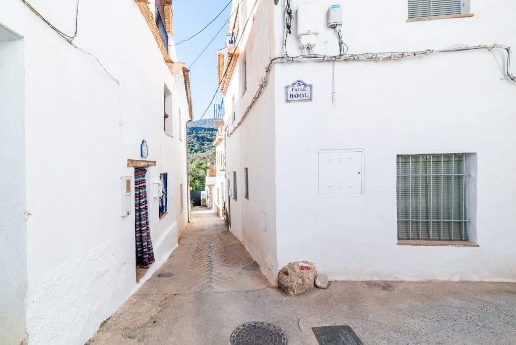 2 quarto Casa em Banda para venda em Albunuelas - 85 000 € (Ref: 9650373)