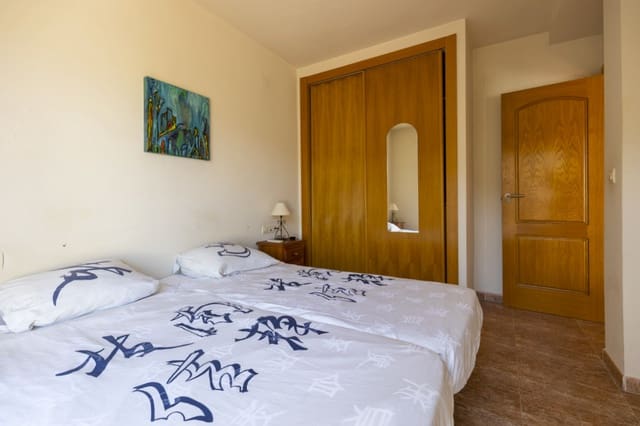 2 bedroom Apartment for sale in Vélez de Benaudalla with pool garage - € 139,000 (Ref: 9806735)