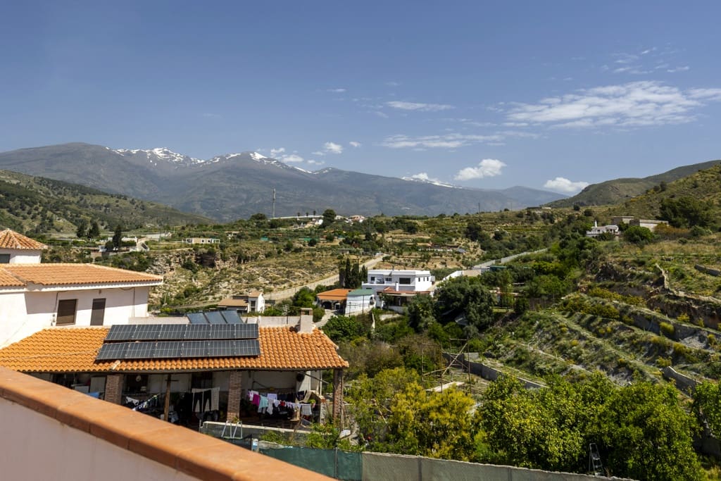 2 bedroom Apartment for sale in Velez de Benaudalla with pool garage - € 139,000 (Ref: 9806735)