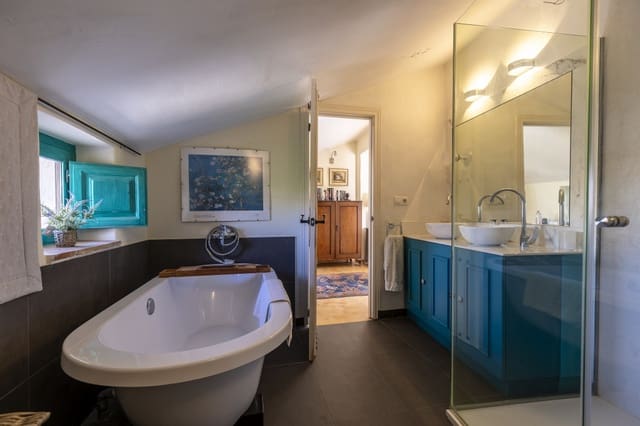5 quarto Casa em Banda para venda em Pinos del Valle, El Pinar com piscina - 398 000 € (Ref: 9814666)