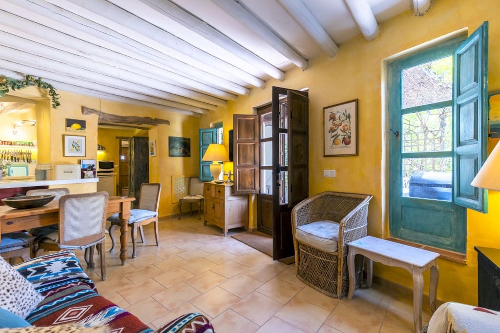5 quarto Casa em Banda para venda em El Pinar com piscina - 398 000 € (Ref: 9814666)