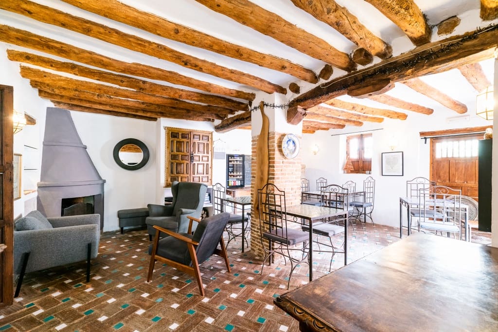 7 camera da letto Affittacamere/B & B in vendita in El Pinar con piscina - 485.000 € (Rif: 9938644)