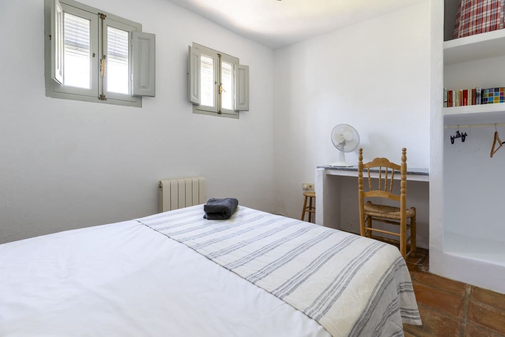 5 sypialnia Willa na sprzedaż w El Pinar z basenem garażem - 449 000 € (Ref: 9940801)