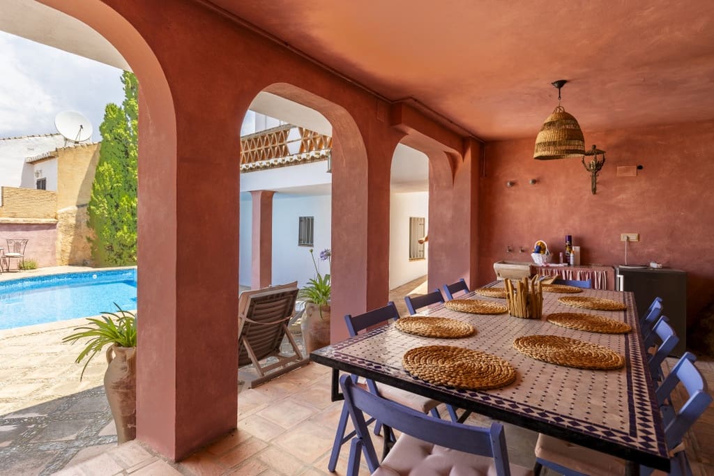 5 sypialnia Willa na sprzedaż w El Pinar z basenem garażem - 449 000 € (Ref: 9940801)