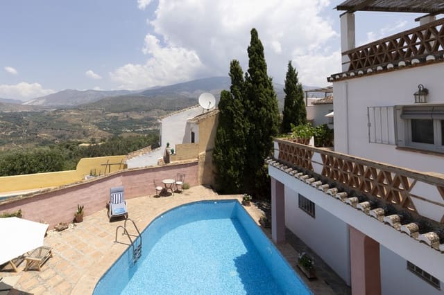 5 sypialnia Willa na sprzedaż w Pinos del Valle, El Pinar z basenem garażem - 449 000 € (Ref: 9940801)