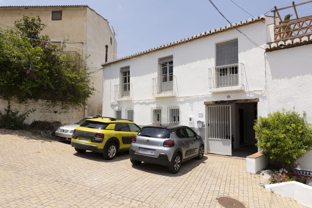 5 sypialnia Willa na sprzedaż w El Pinar z basenem garażem - 449 000 € (Ref: 9940801)