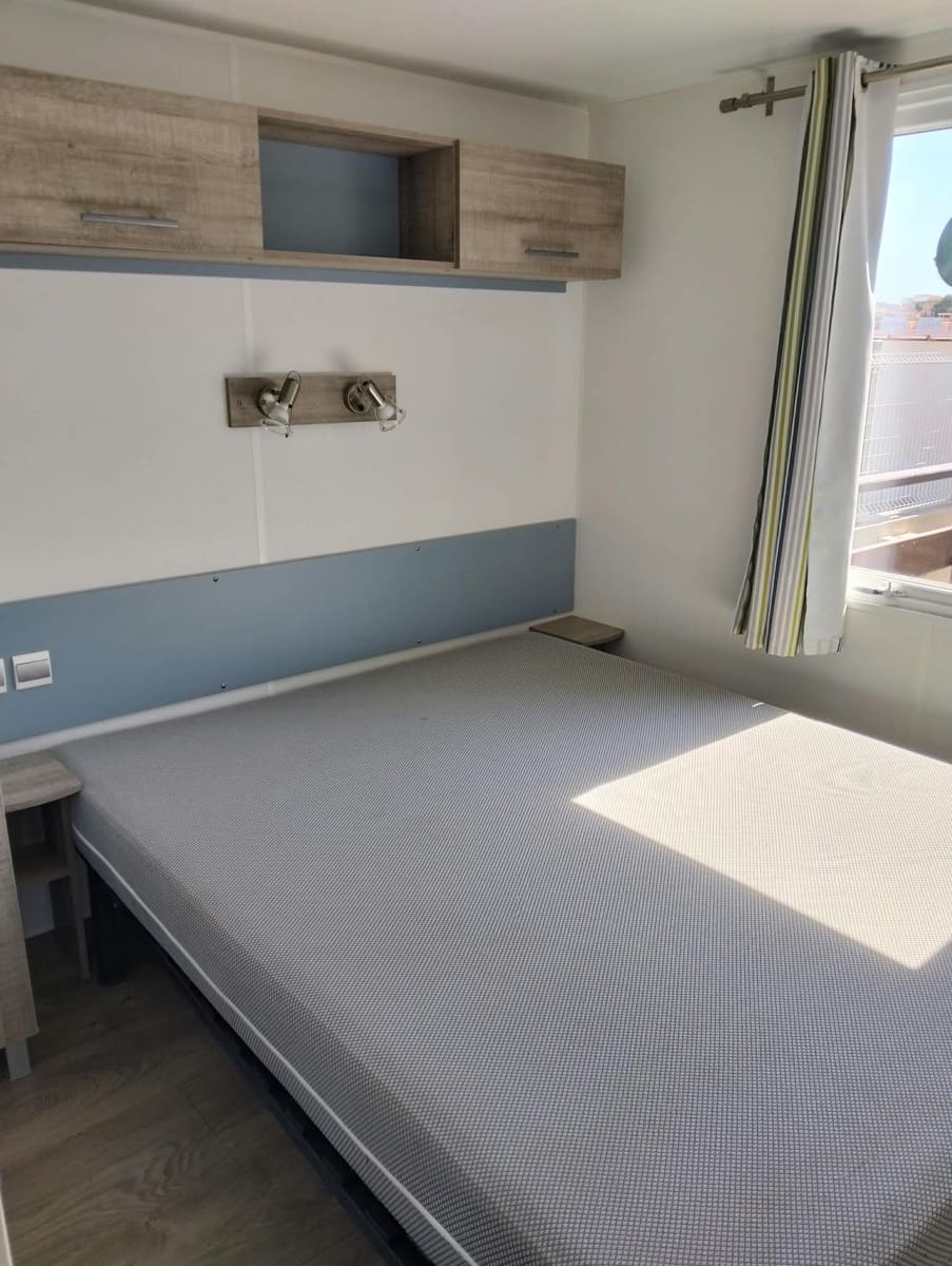 2 Zimmer Mobilhaus zu verkaufen in Moncofa mit Pool Garage - 33.900 € (Ref: 10073318)