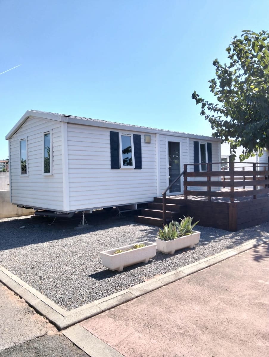 2 Zimmer Mobilhaus zu verkaufen in Moncofa mit Pool Garage - 33.900 € (Ref: 10073318)
