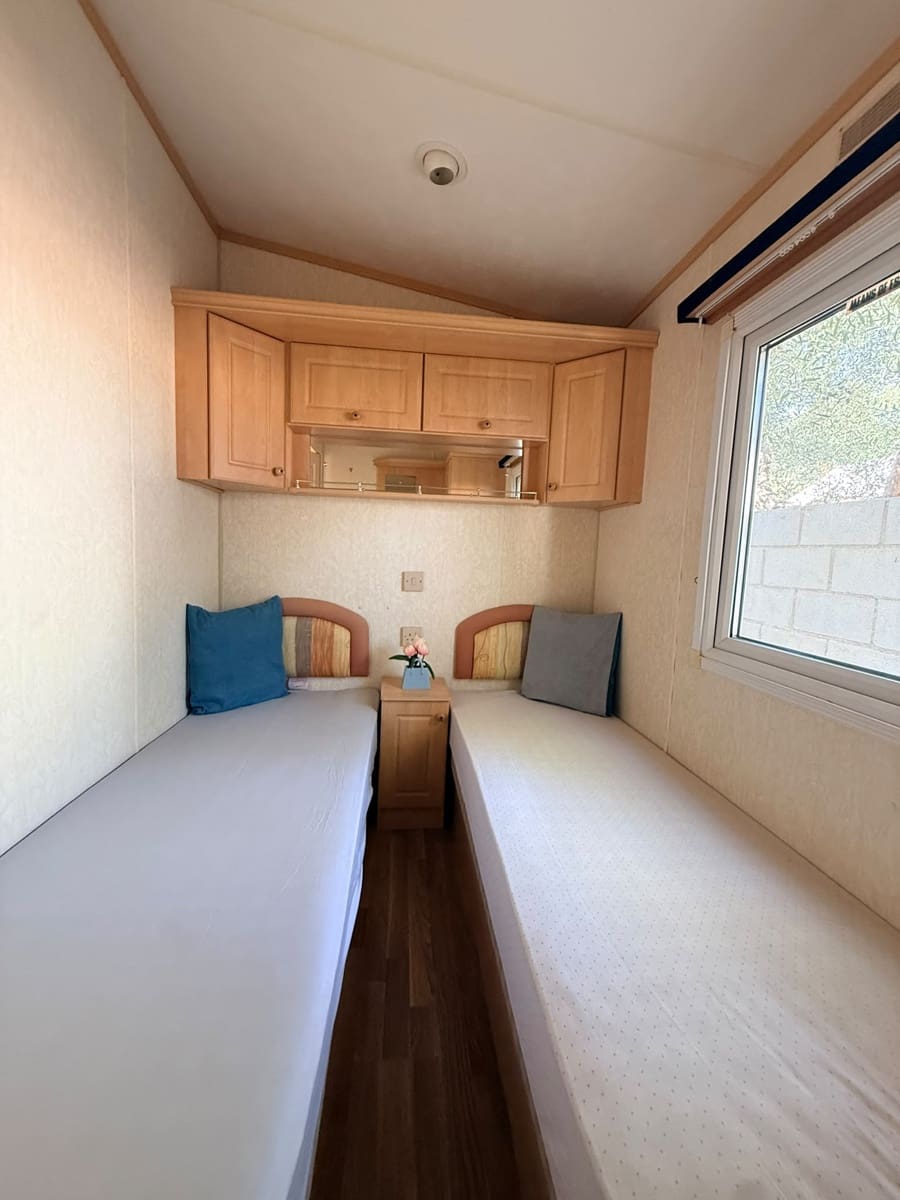 2 bedroom Mobile Home for sale in Los Corrales with pool - € 39,900 (Ref: 10111192)