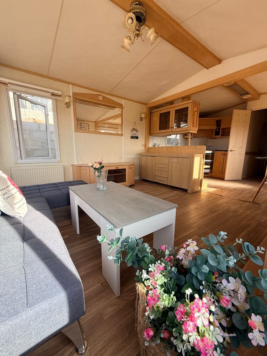 2 bedroom Mobile Home for sale in Los Corrales with pool - € 39,900 (Ref: 10111192)