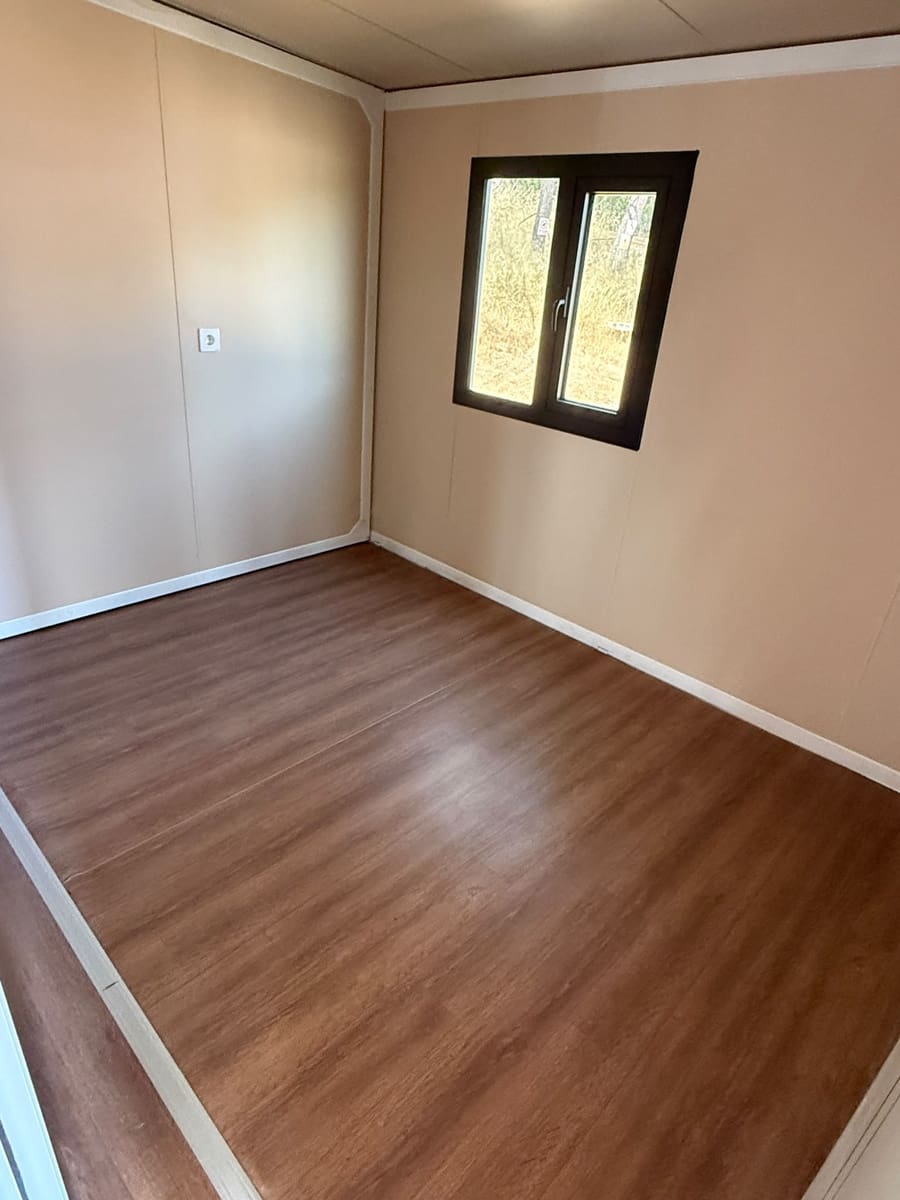 Casa Móvil de 2 habitaciones en Los Corrales en venta con piscina garaje - 27.950 € (Ref: 10154365)