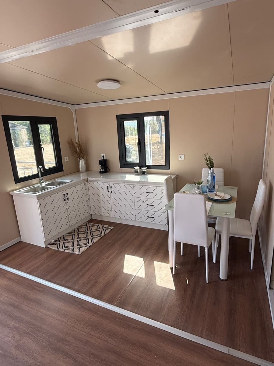 Casa Móvil de 2 habitaciones en Los Corrales en venta con piscina garaje - 27.950 € (Ref: 10154365)