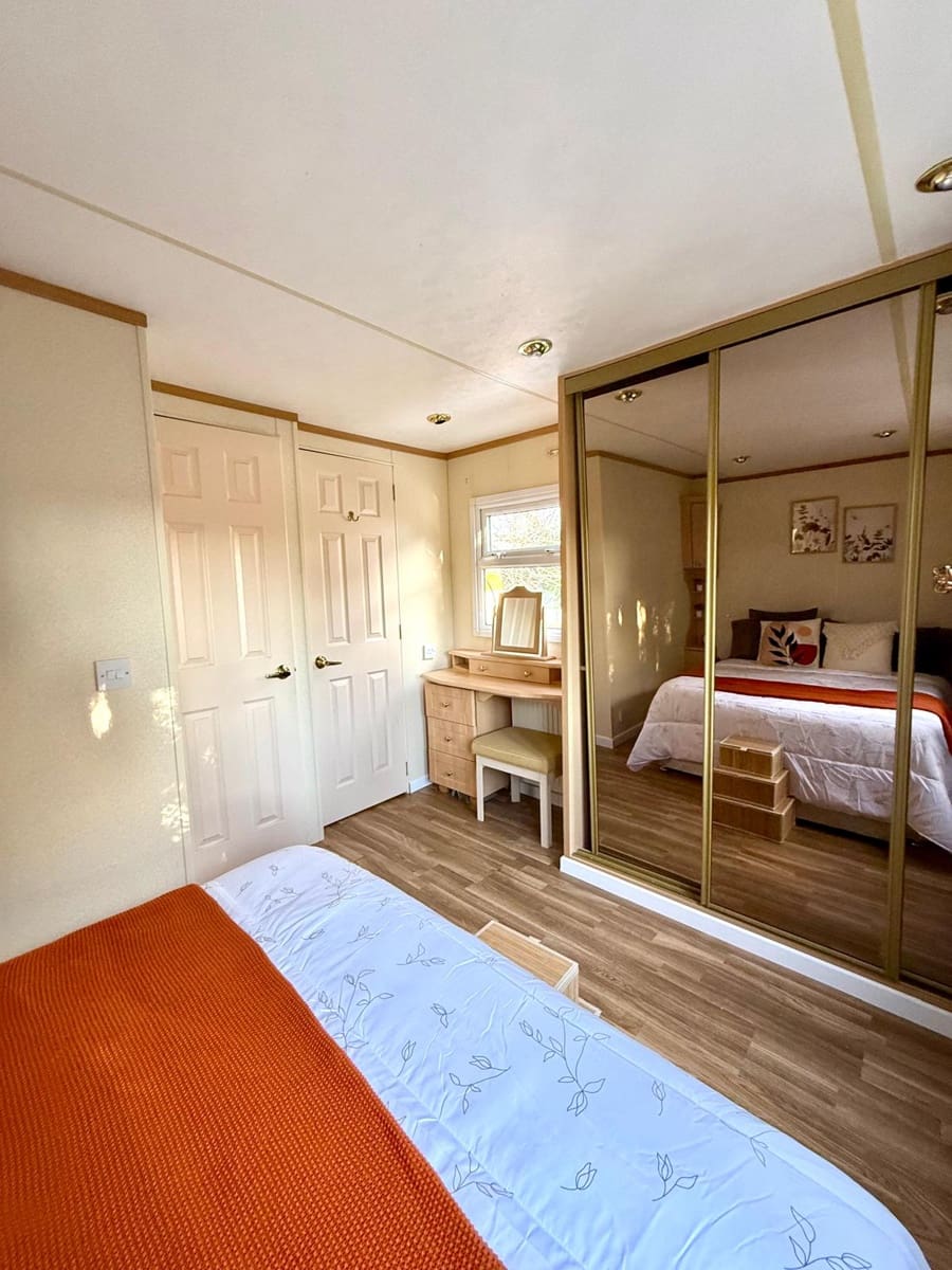 Casa Móvil de 2 habitaciones en Los Corrales en venta - 42.325 € (Ref: 9624026)