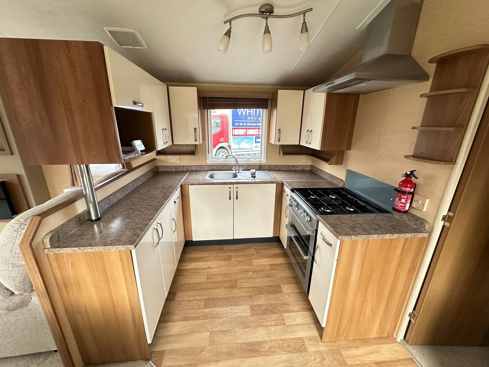 2 makuuhuone Asuntovaunu myytävänä paikassa Sant Jordi mukana uima-altaan 
autotalli - 51 951 € (Ref: 9810927)