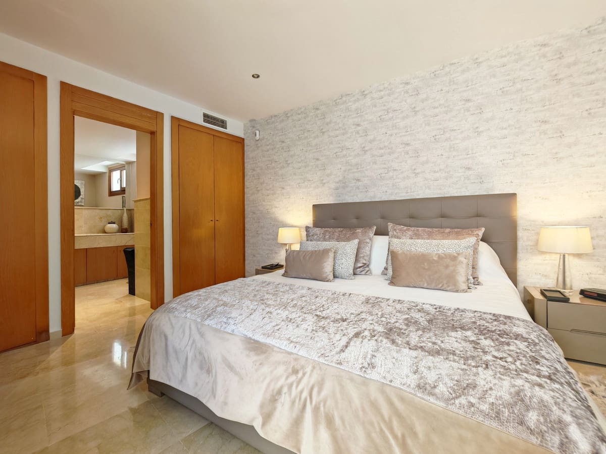 3 slaapkamer Appartement te koop in Los Monteros met zwembad garage - € 515.000 (Ref: 10004183)