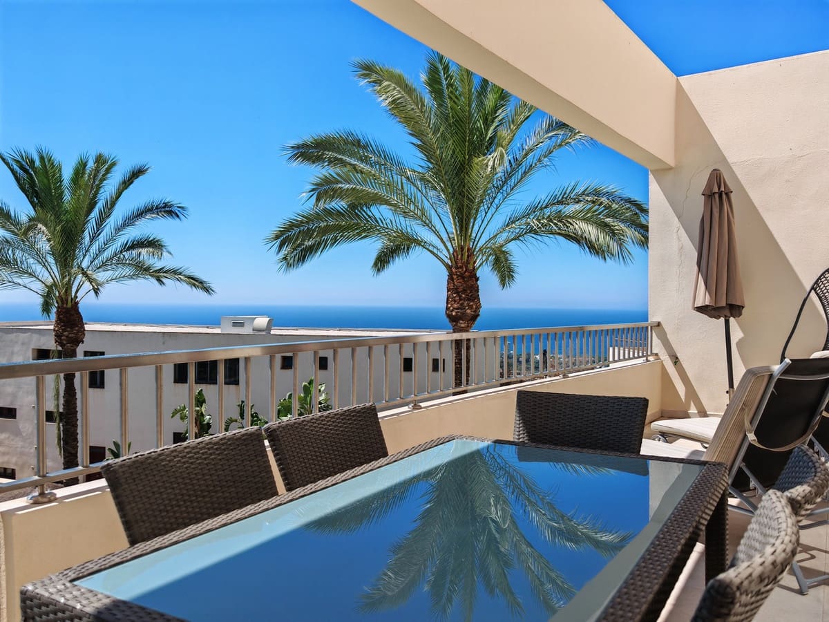 3 slaapkamer Appartement te koop in Los Monteros met zwembad garage - € 515.000 (Ref: 10004183)